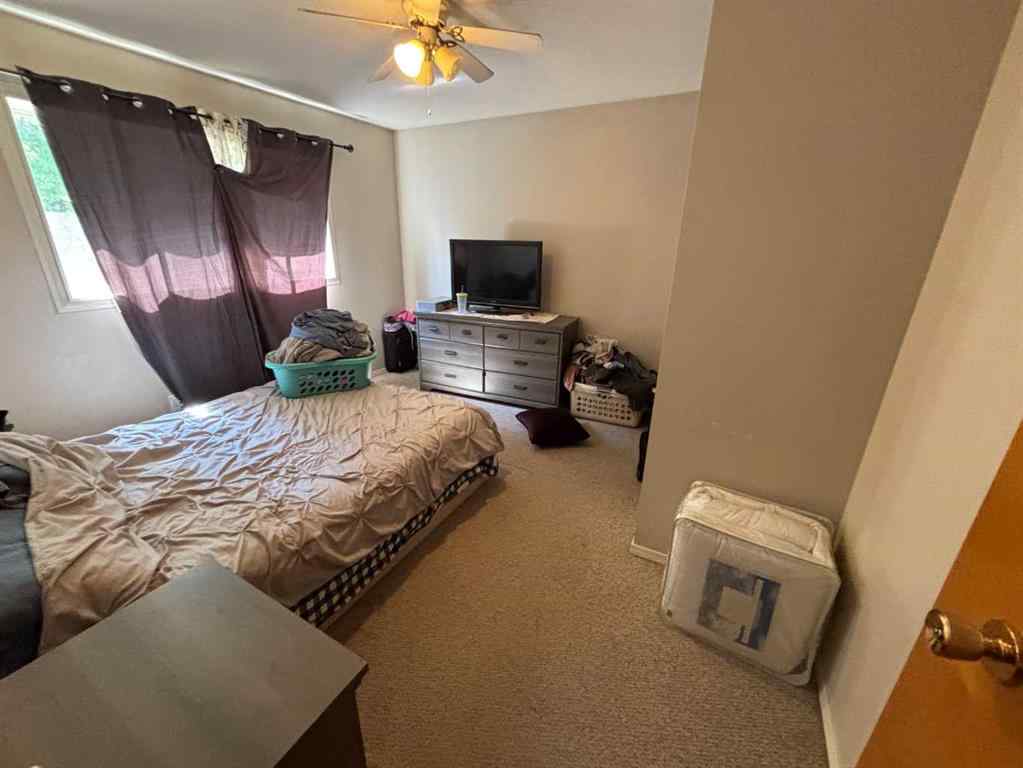 MLS® A2248877 - 9601 79 Avenue  in North End Peace River, Residential