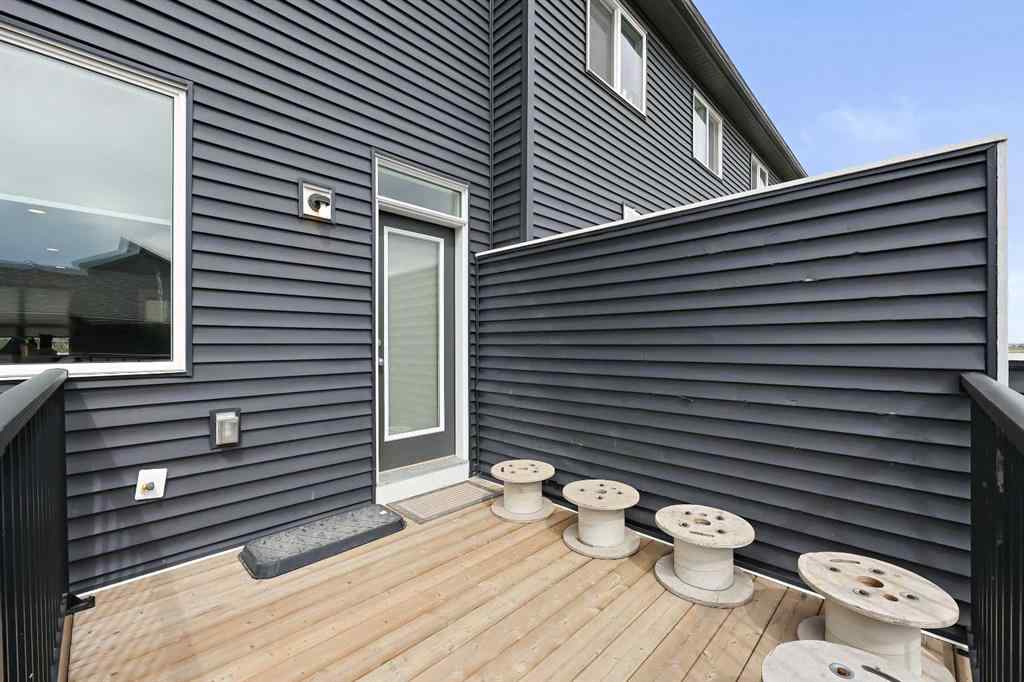 MLS® A2248888 - 543 Livingston Way NE in Livingston Calgary, Residential