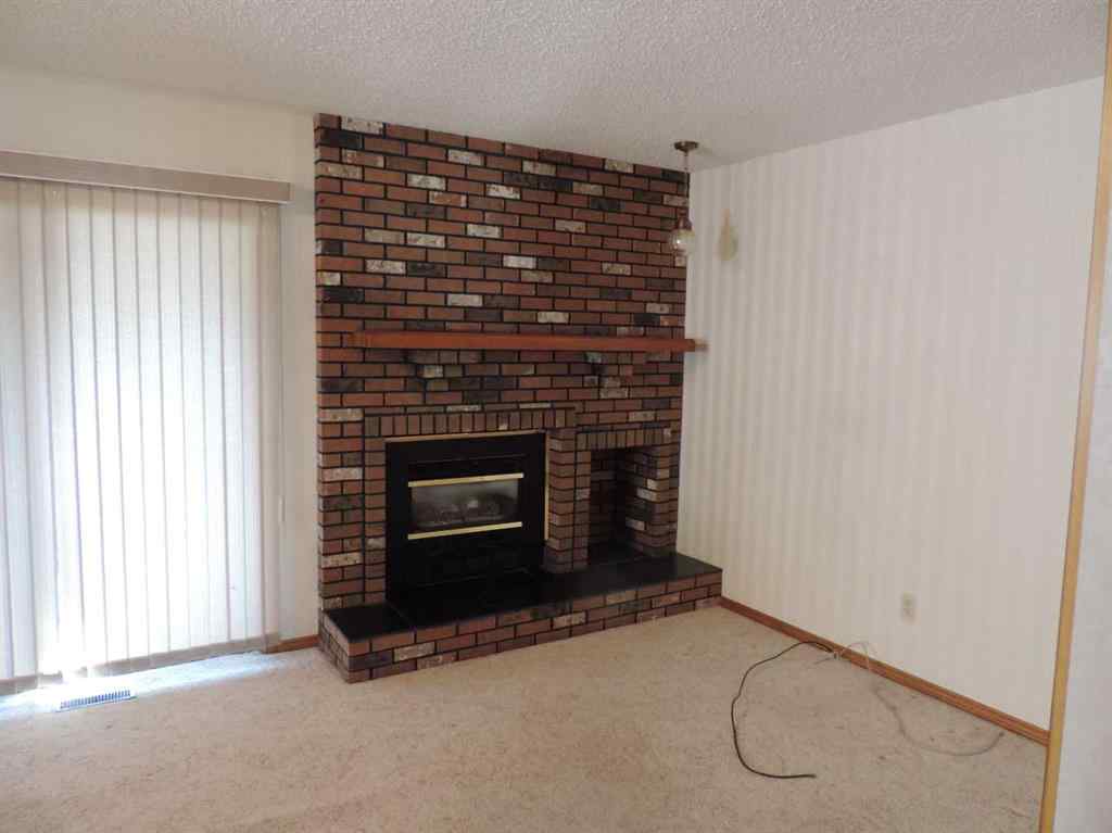 MLS® A2248891 - 4737 54 Avenue  in NONE Rimbey, Residential