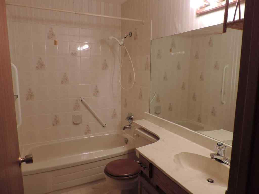 MLS® A2248891 - 4737 54 Avenue  in NONE Rimbey, Residential