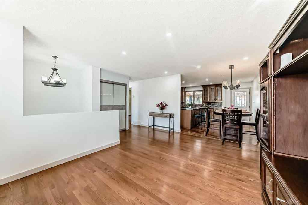MLS® A2248898 - 118 Ridgebrook Drive SW in Ridgegate Airdrie, Residential