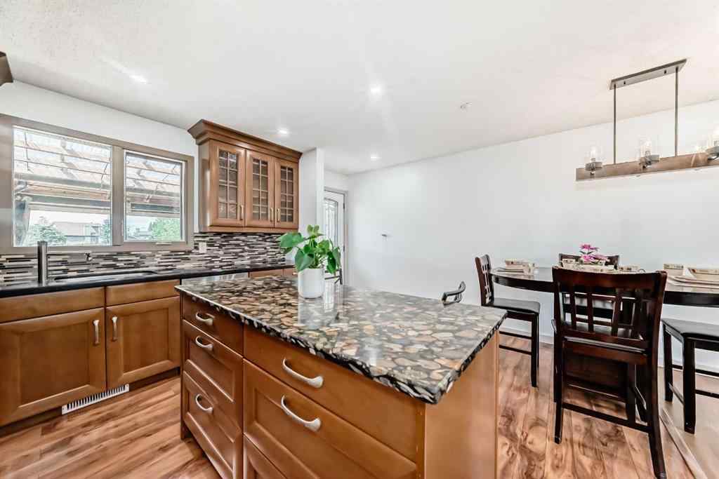 MLS® A2248898 - 118 Ridgebrook Drive SW in Ridgegate Airdrie, Residential