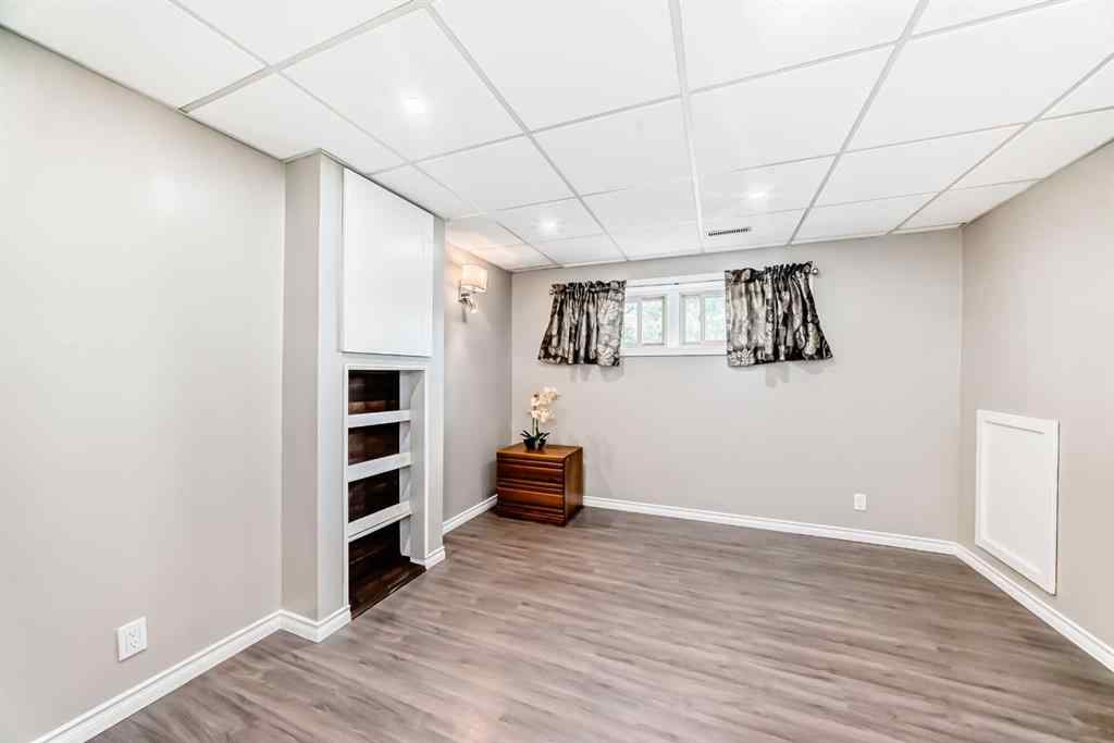 MLS® A2248898 - 118 Ridgebrook Drive SW in Ridgegate Airdrie, Residential
