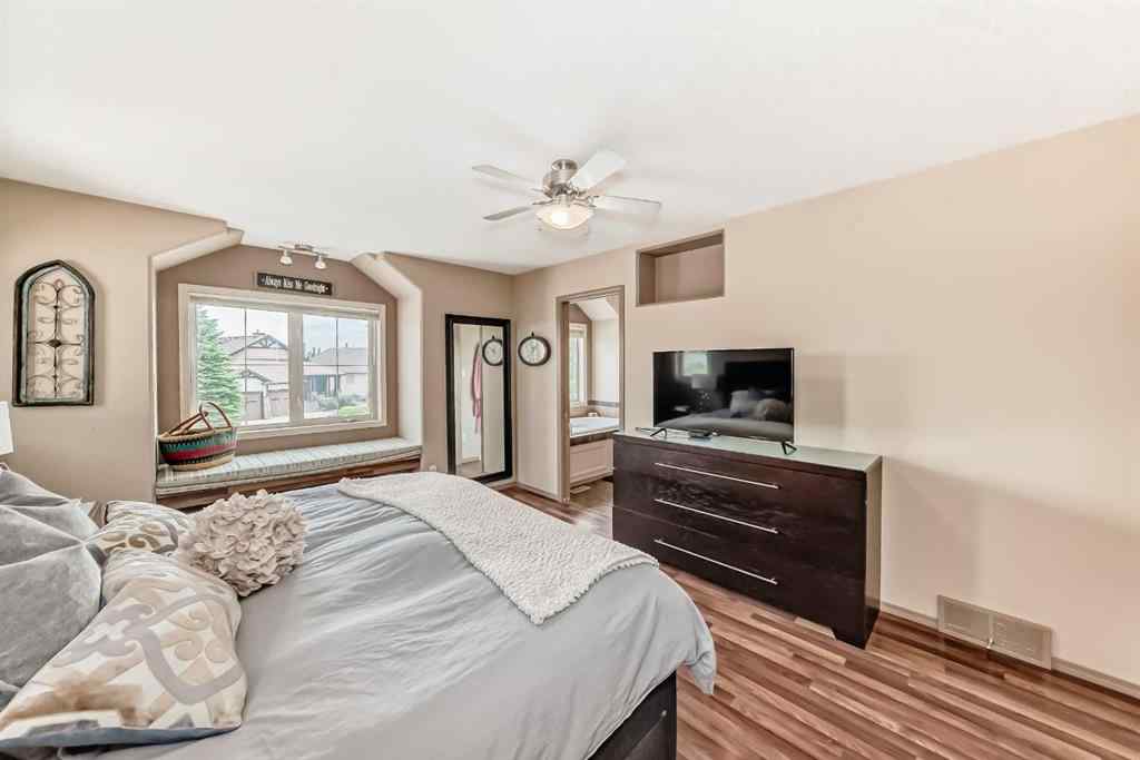 MLS® A2248912 - 41 Canyoncrest Point W in Paradise Canyon Lethbridge, Residential