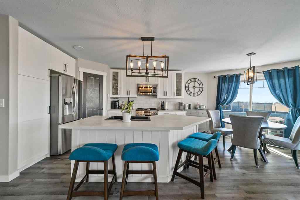 MLS® A2248915 - 3908 76 Street  in Duggan Park Camrose, Residential