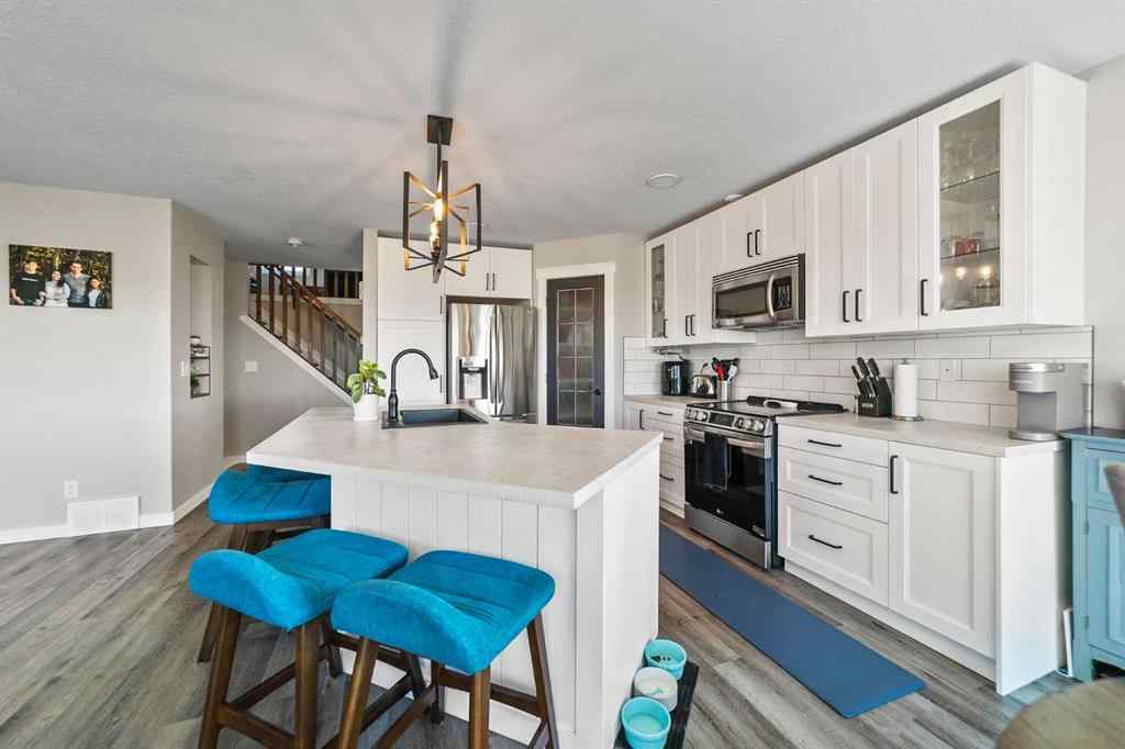 MLS® A2248915 - 3908 76 Street  in Duggan Park Camrose, Residential