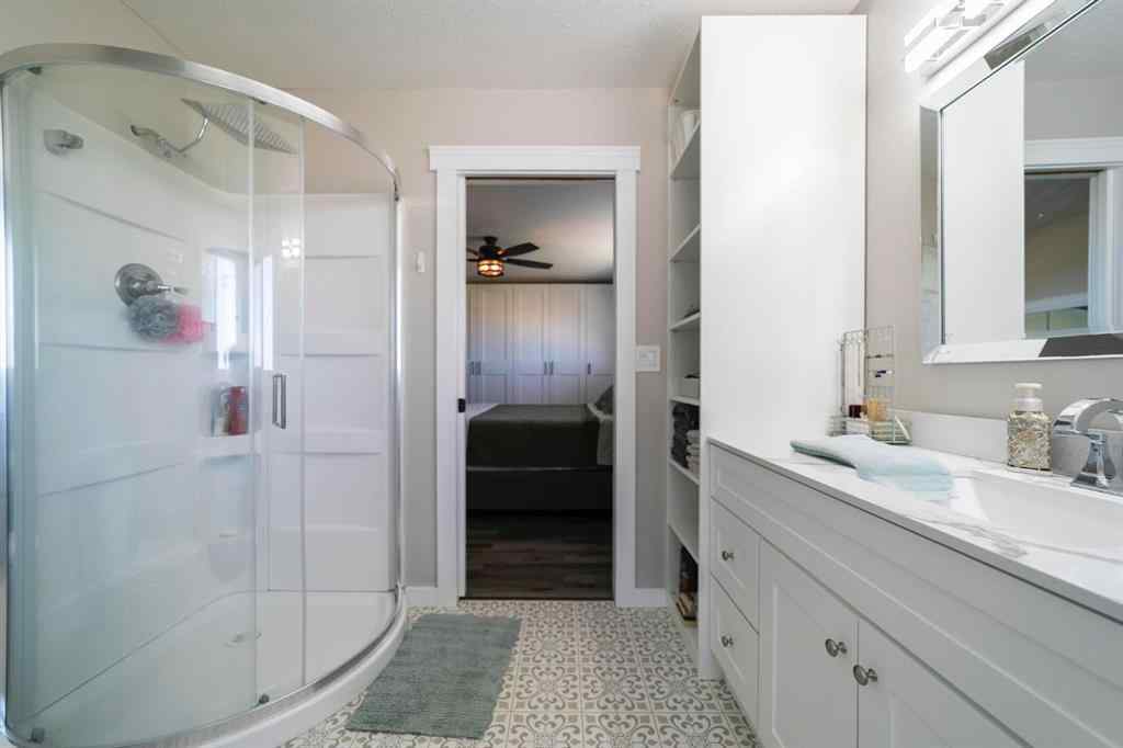 MLS® A2248915 - 3908 76 Street  in Duggan Park Camrose, Residential