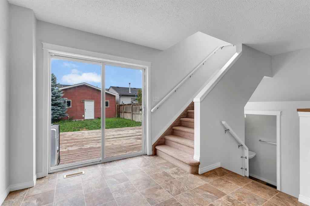 MLS® A2248925 - 60 New Brighton Common SE in New Brighton Calgary, Residential