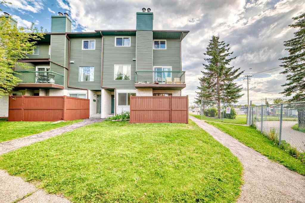 MLS® A2248929 - Unit #24 2511 38 Street NE in Rundle Calgary, Residential