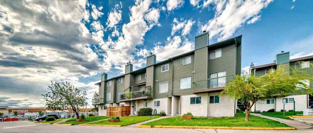 MLS® A2248929 - Unit #24 2511 38 Street NE in Rundle Calgary, Residential