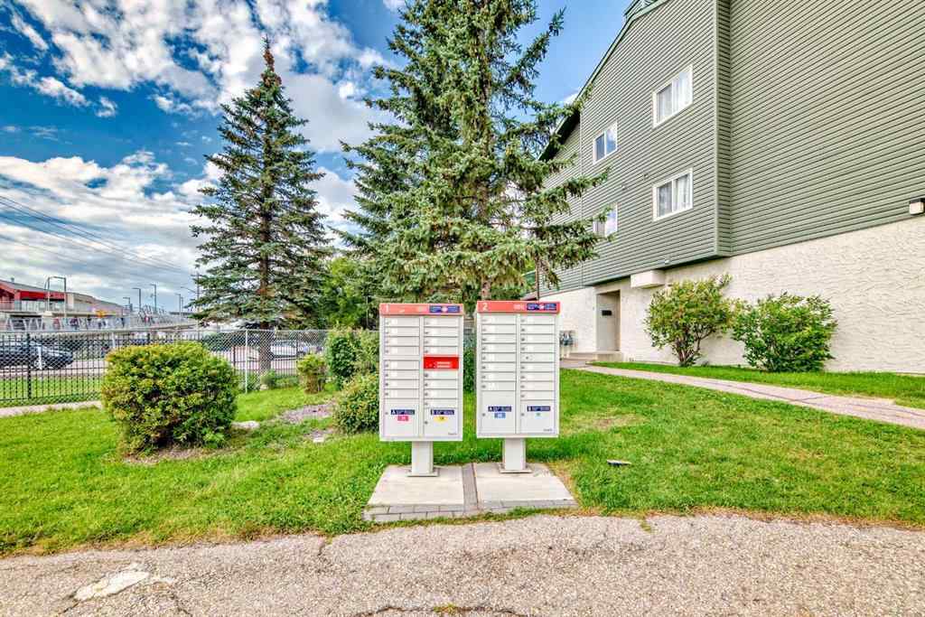 MLS® A2248929 - Unit #24 2511 38 Street NE in Rundle Calgary, Residential