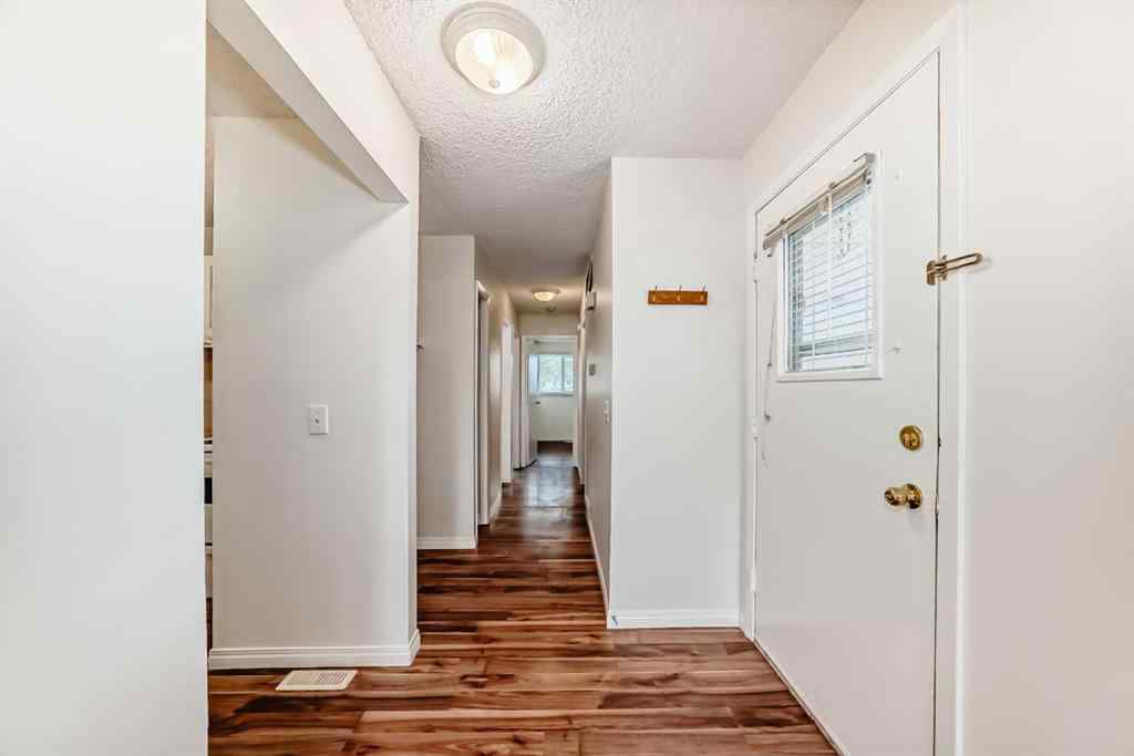 MLS® A2248929 - Unit #24 2511 38 Street NE in Rundle Calgary, Residential
