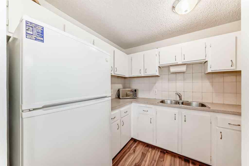 MLS® A2248929 - Unit #24 2511 38 Street NE in Rundle Calgary, Residential