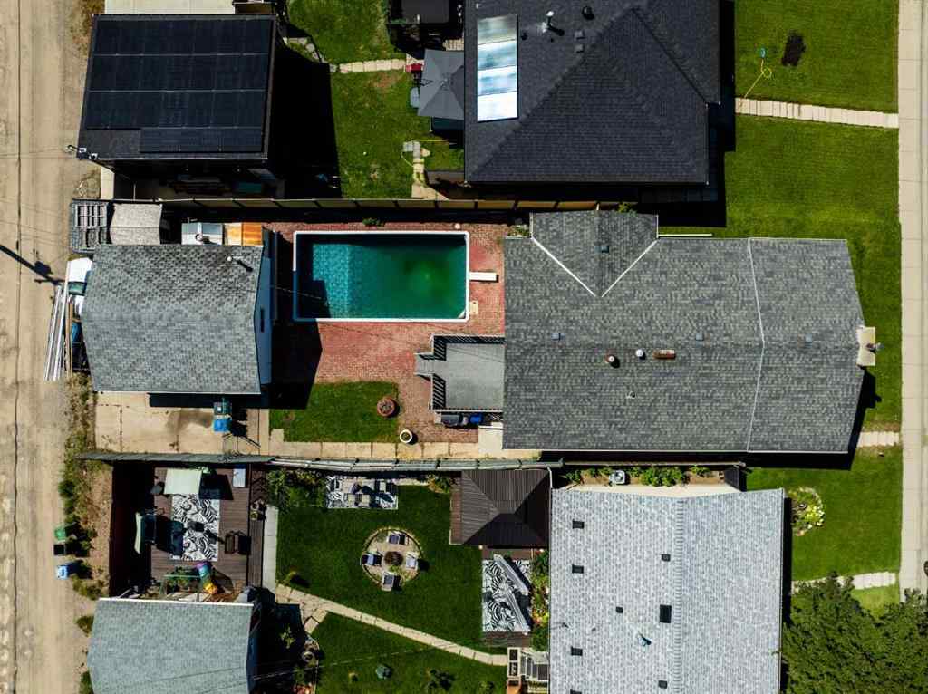 MLS® A2248935 - 3236 Doverville Crescent SE in Dover Calgary, Residential