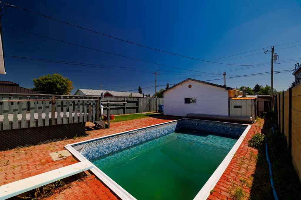 MLS® A2248935 - 3236 Doverville Crescent SE in Dover Calgary, Residential