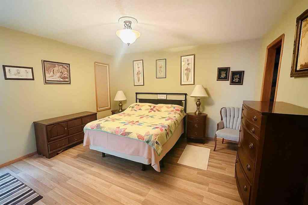 MLS® A2248936 - 22 Ansett Crescent  in Anders Park East Red Deer, Residential