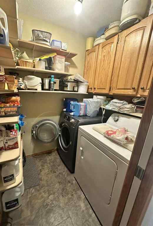MLS® A2248936 - 22 Ansett Crescent  in Anders Park East Red Deer, Residential