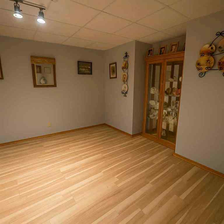 MLS® A2248936 - 22 Ansett Crescent  in Anders Park East Red Deer, Residential