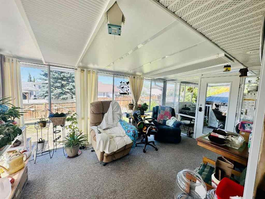 MLS® A2248936 - 22 Ansett Crescent  in Anders Park East Red Deer, Residential