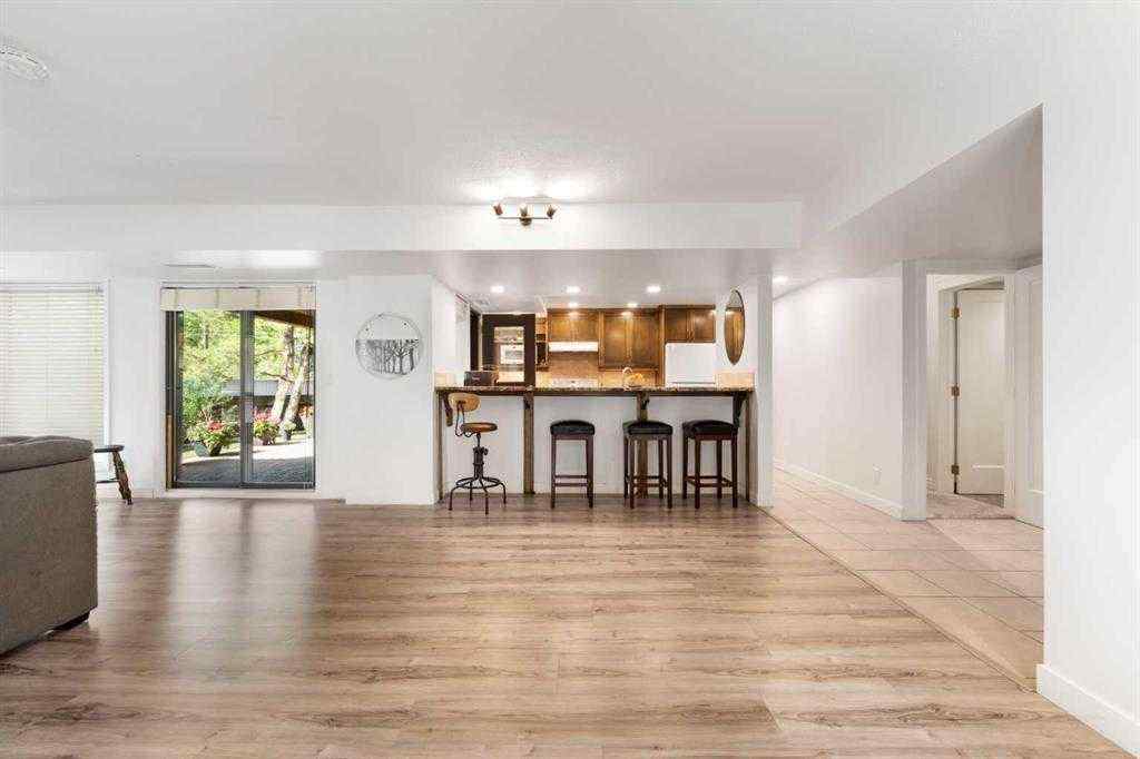MLS® A2248937 - Unit #100 808 4 Avenue NW in Sunnyside Calgary, Residential