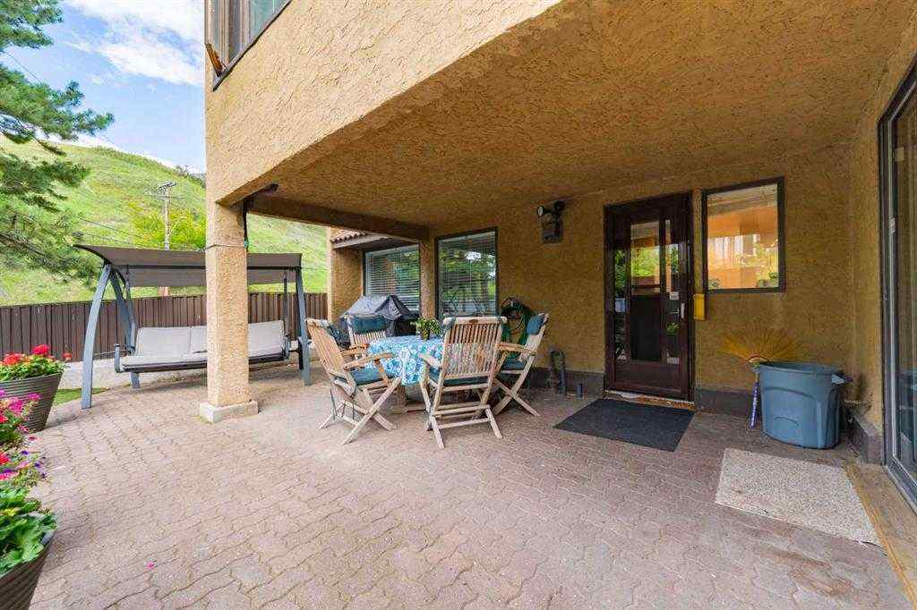 MLS® A2248937 - Unit #100 808 4 Avenue NW in Sunnyside Calgary, Residential
