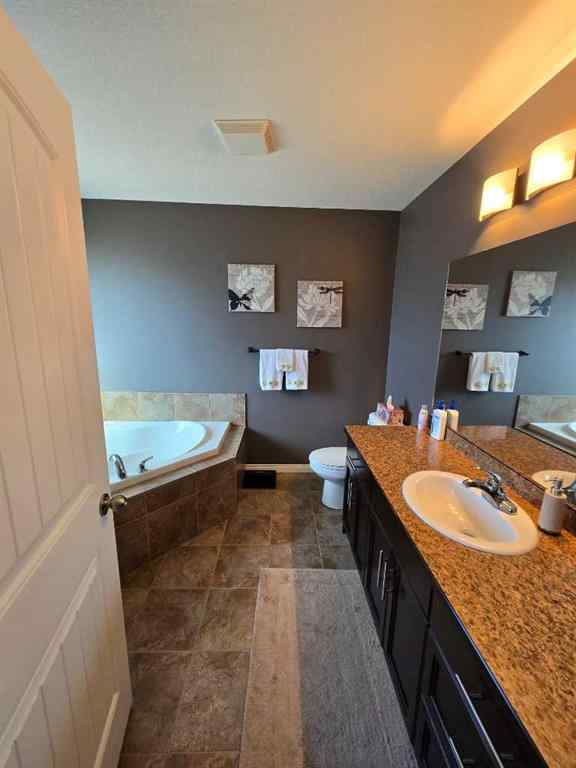 MLS® A2248940 - 811 10 Street  in NONE Fox Creek, Residential