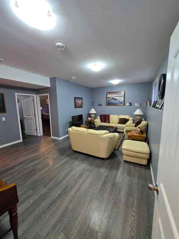 MLS® A2248940 - 811 10 Street  in NONE Fox Creek, Residential