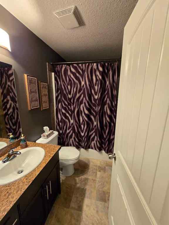 MLS® A2248940 - 811 10 Street  in NONE Fox Creek, Residential