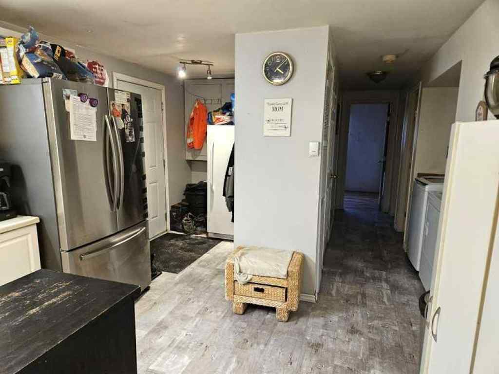MLS® A2248943 - 981 Fox Drive  in NONE Sandy Lake, Residential