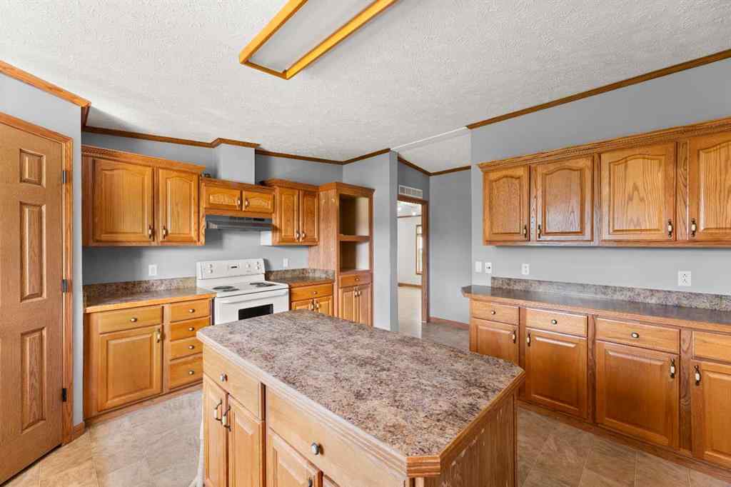 MLS® A2248944 - 4501 46 Avenue  in NONE Olds, Commercial