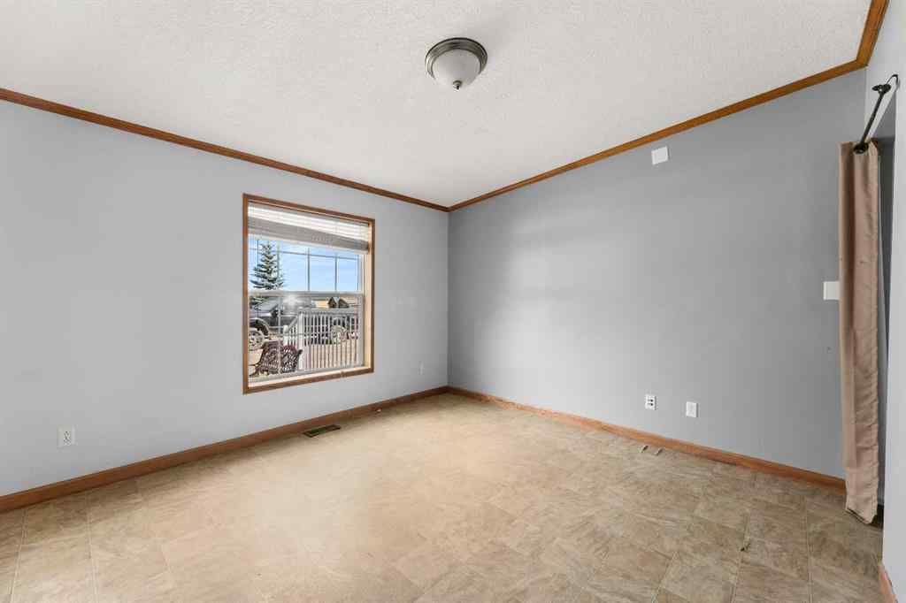 MLS® A2248944 - 4501 46 Avenue  in NONE Olds, Commercial