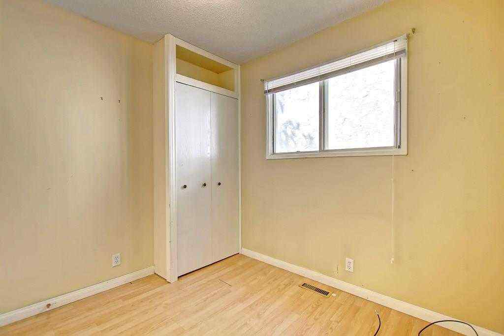 MLS® A2248947 - 5820 Rundlehorn Drive NE in Pineridge Calgary, Residential