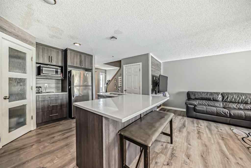 MLS® A2248949 - 146 Saratoga Close NE in Monterey Park Calgary, Residential