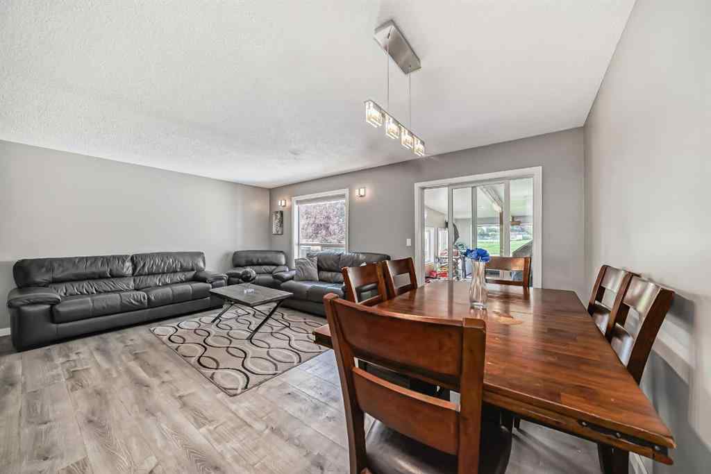 MLS® A2248949 - 146 Saratoga Close NE in Monterey Park Calgary, Residential