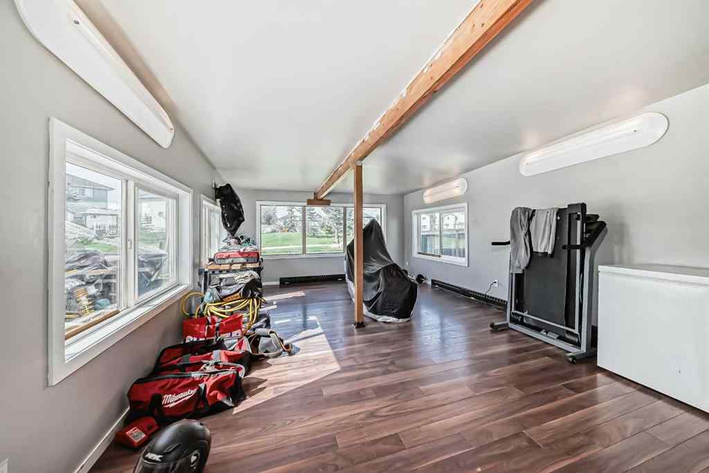 MLS® A2248949 - 146 Saratoga Close NE in Monterey Park Calgary, Residential