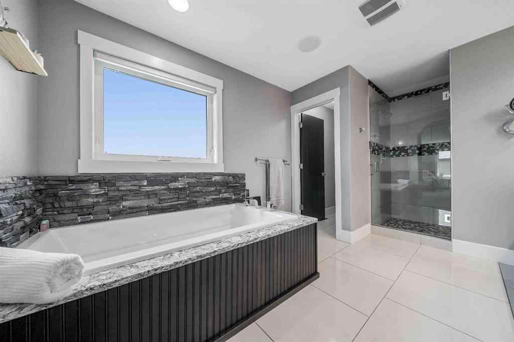 MLS® A2248954 - 335 Ranchview Place NE in Ranchland Medicine Hat, Residential