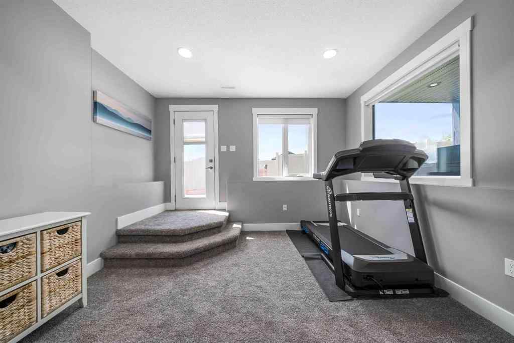 MLS® A2248954 - 335 Ranchview Place NE in Ranchland Medicine Hat, Residential