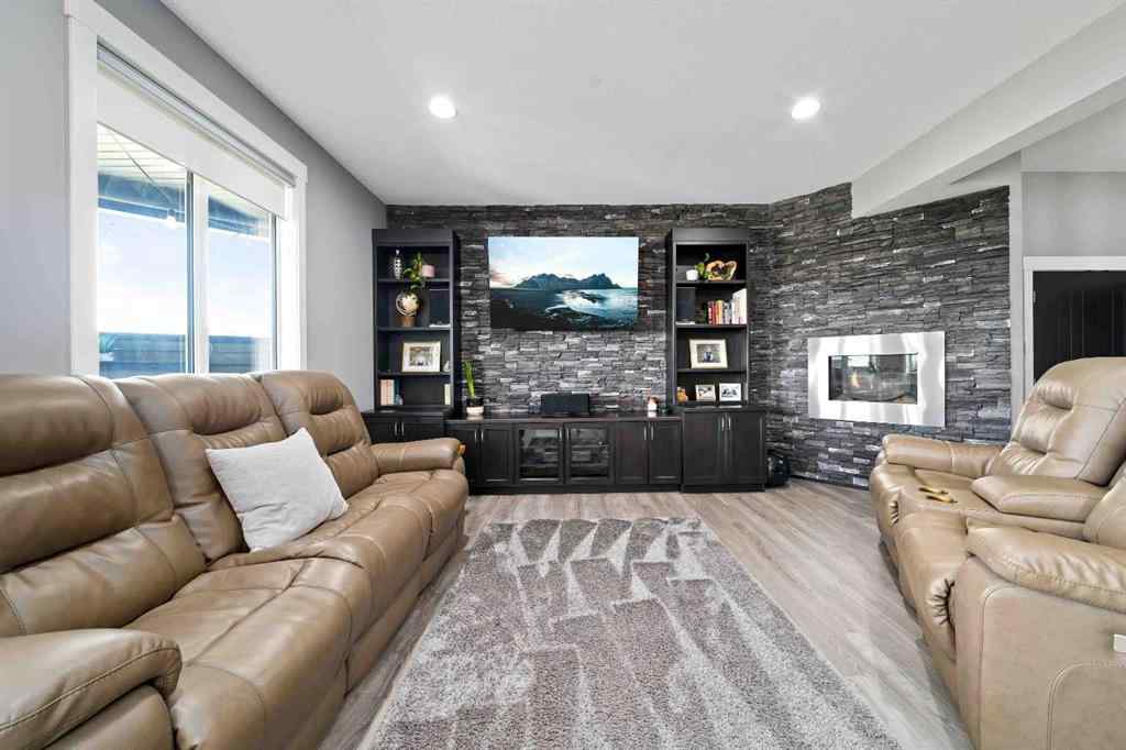 MLS® A2248954 - 335 Ranchview Place NE in Ranchland Medicine Hat, Residential