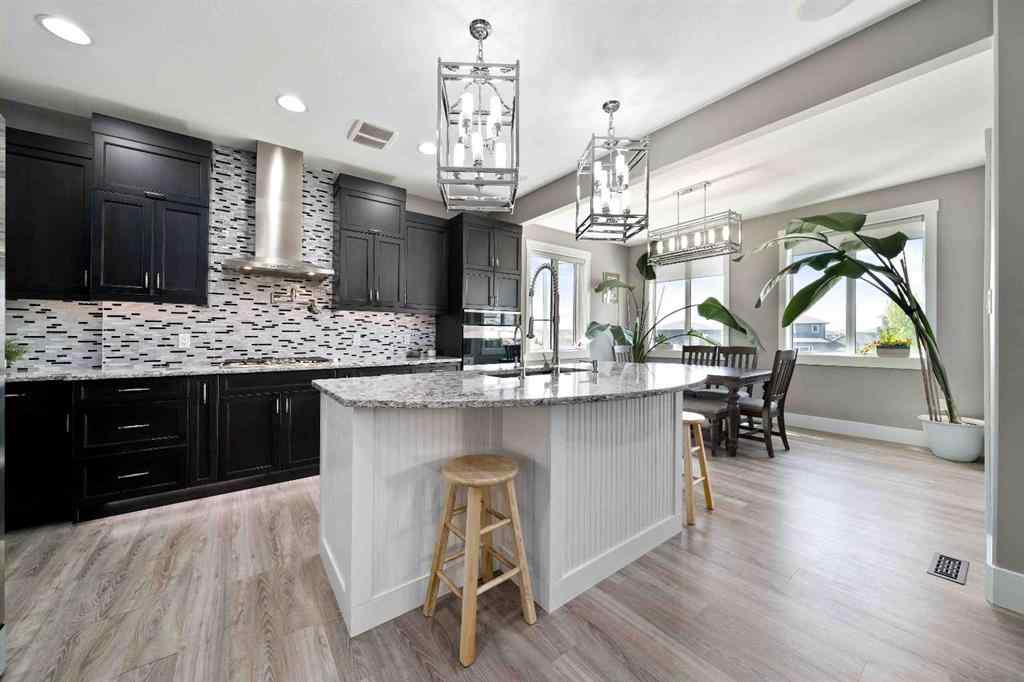 MLS® A2248954 - 335 Ranchview Place NE in Ranchland Medicine Hat, Residential