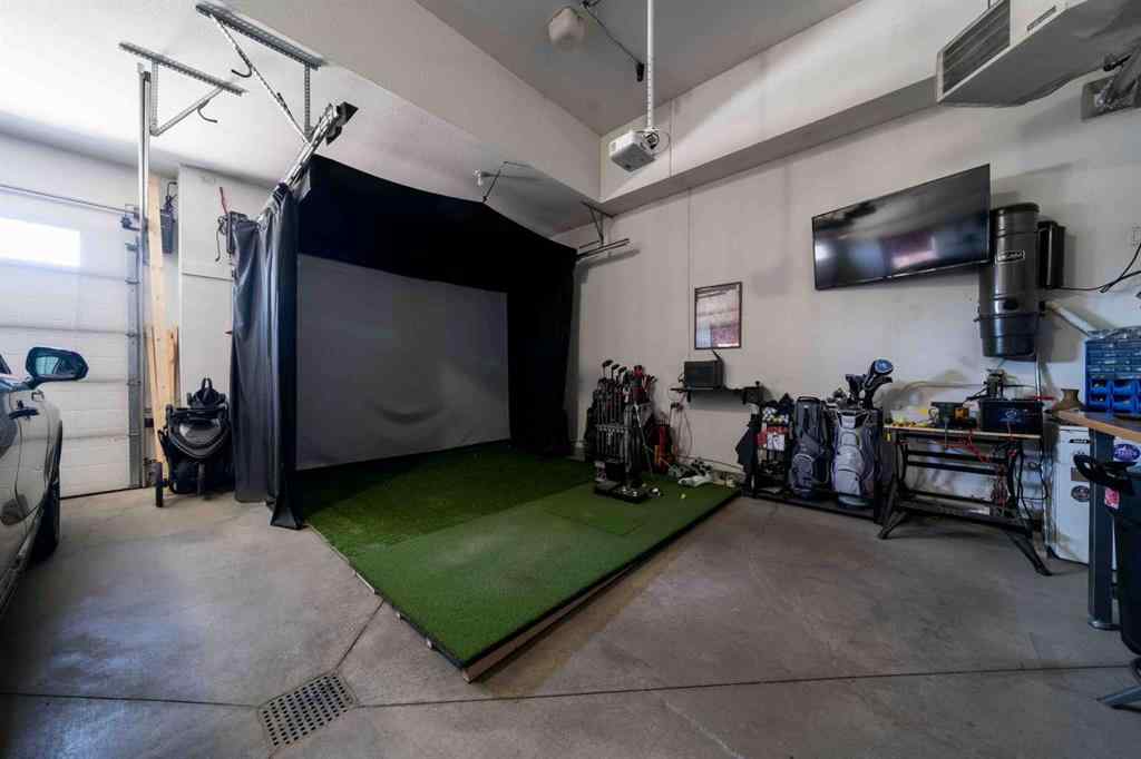 MLS® A2248954 - 335 Ranchview Place NE in Ranchland Medicine Hat, Residential