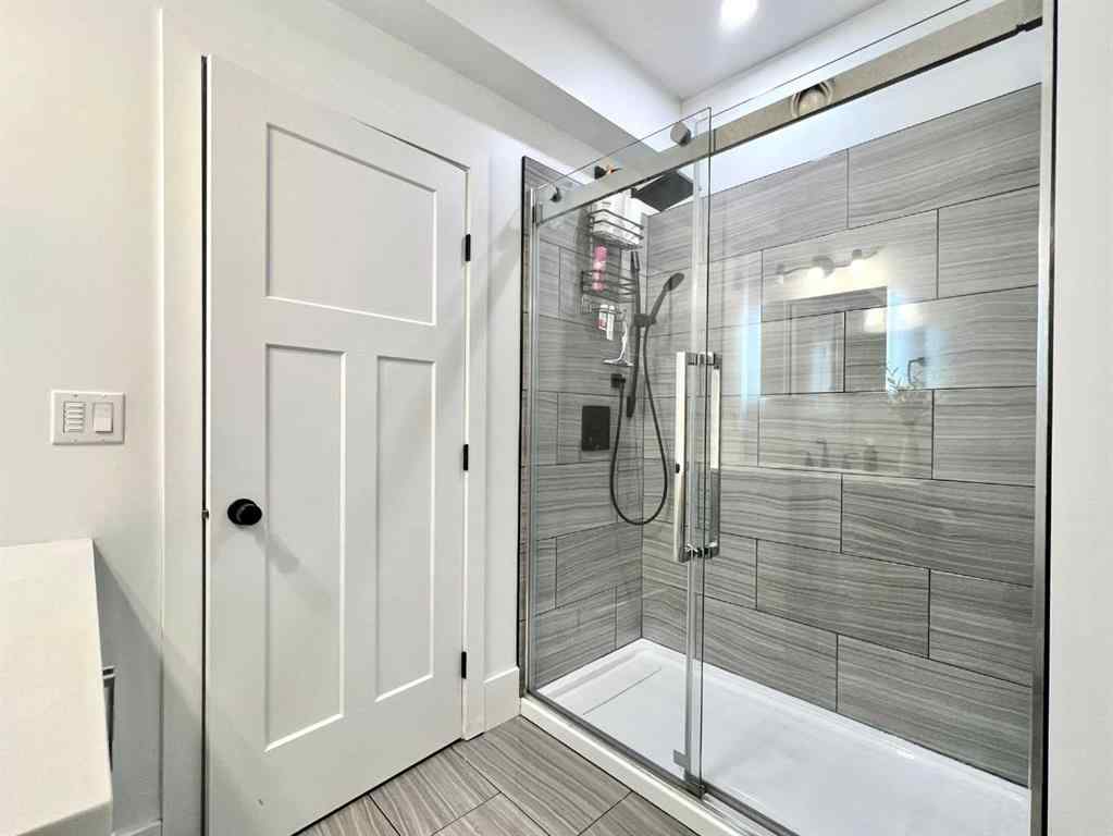 MLS® A2248956 - 11414 106A Avenue  in Westgate Grande Prairie, Residential