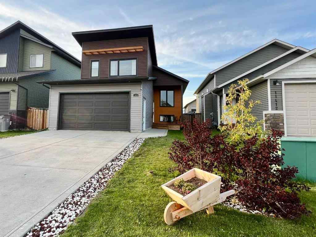 MLS® A2248956 - 11414 106A Avenue  in Westgate Grande Prairie, Residential