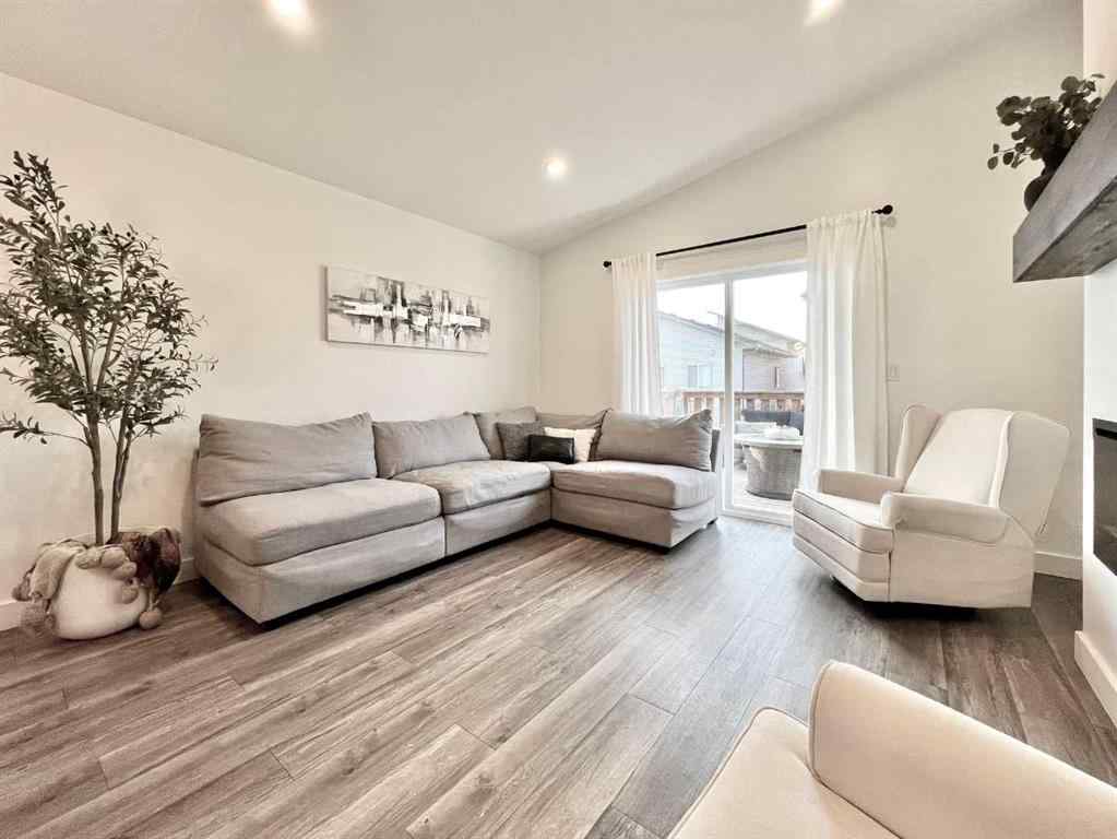 MLS® A2248956 - 11414 106A Avenue  in Westgate Grande Prairie, Residential