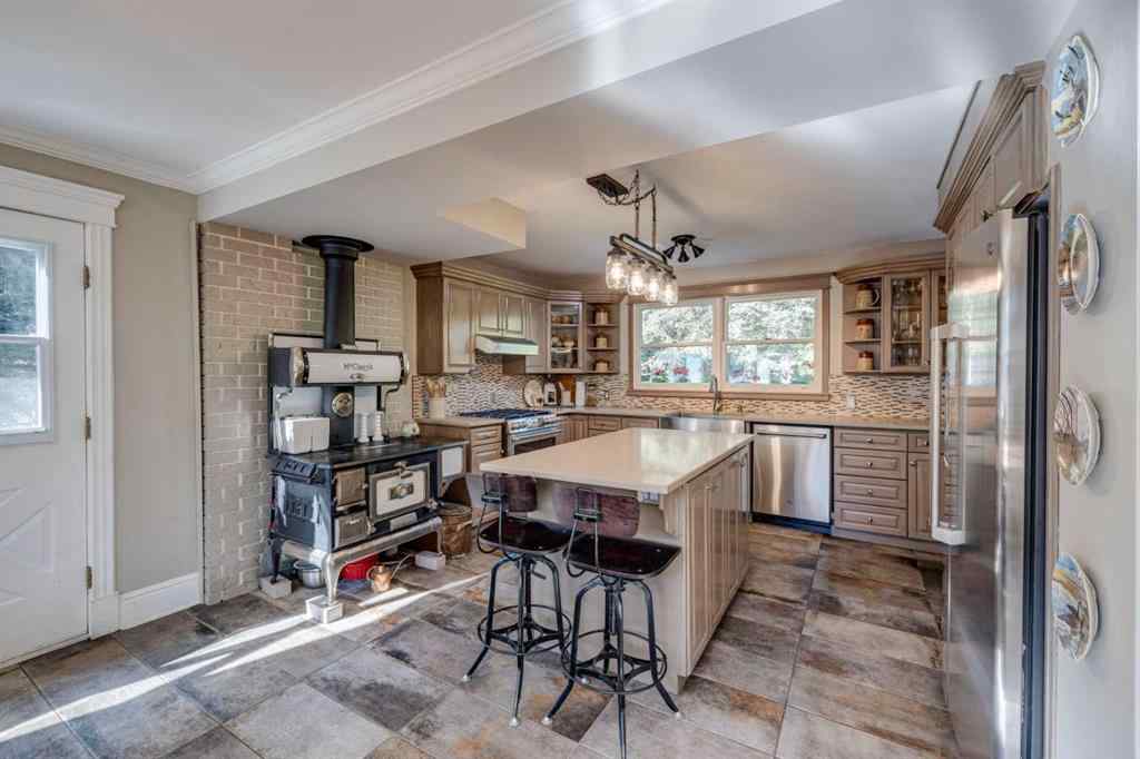 MLS® A2248957 - 206056 Highway 762   in NONE Rural Foothills County, Residential