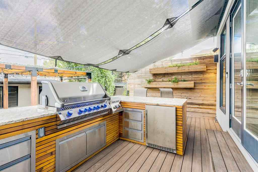 MLS® A2248966 - 3133 40 Street SW in Glenbrook Calgary, Residential