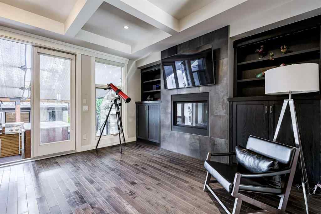 MLS® A2248966 - 3133 40 Street SW in Glenbrook Calgary, Residential