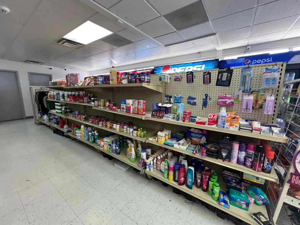 MLS® A2248969 - 544 Rutherford Street NW in Northwest Crescent Heights Medicine Hat, Commercial