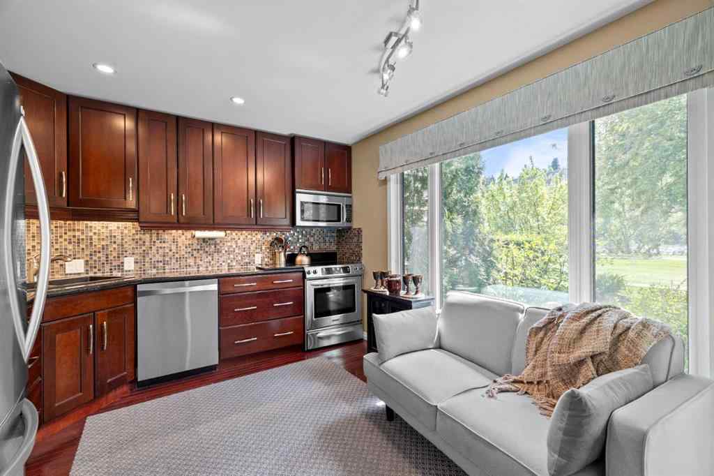 MLS® A2248970 - 3843 Point Mckay Road NW in Point McKay Calgary, Residential