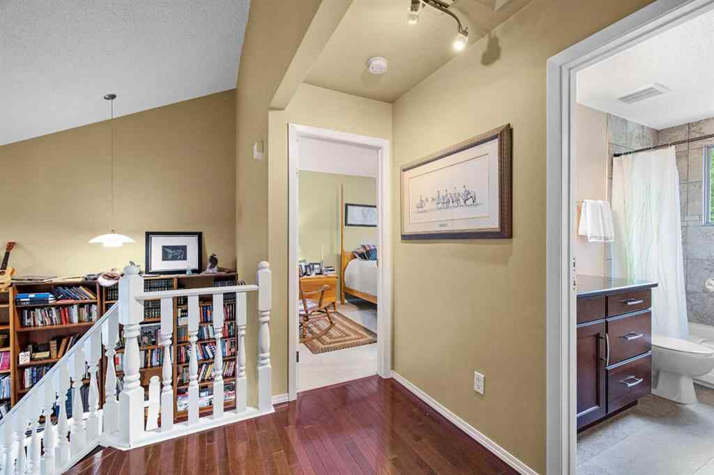 MLS® A2248970 - 3843 Point Mckay Road NW in Point McKay Calgary, Residential
