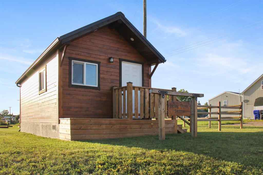 MLS® A2248972 - 5107 A Queen Street  in NONE Coronation, Commercial